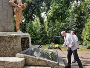 22 червня в Україні відзначається День скорботи і вшанування пам&rsquo;яті жертв війни в Україні.