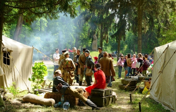 &ldquo;Під Покровом Тризуба&rdquo;. Всеукраїнський фестиваль, спрямований на вшанування героїв боротьби українського народу за незалежність.
